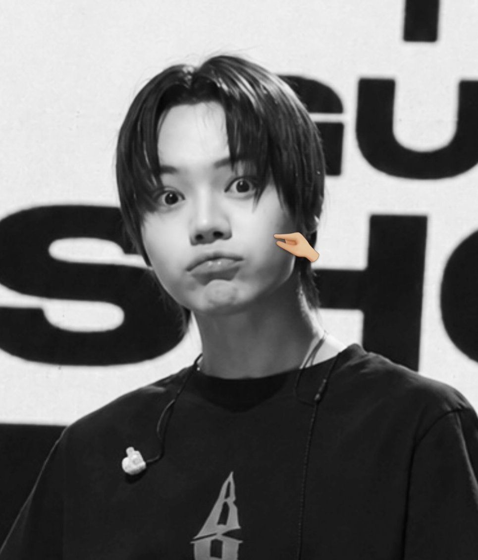 morelove_kr's tweet photo. 볼살지켜 https://t.co/6npc1vI6VT
