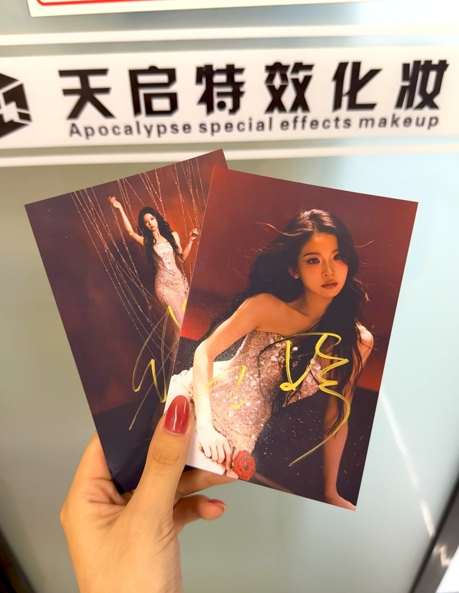 nvdrama_'s tweet photo. SFX makeup staff praising Miaoyi & Ruipeng on the set of #ToDefyTheStars
" They respect every staff members, have no airs, & appreciate the hard work behind the scenes,So humble and polite on and off screen "
#ZhangMiaoyi #AoRuipeng https://t.co/qOoNgDlHXF