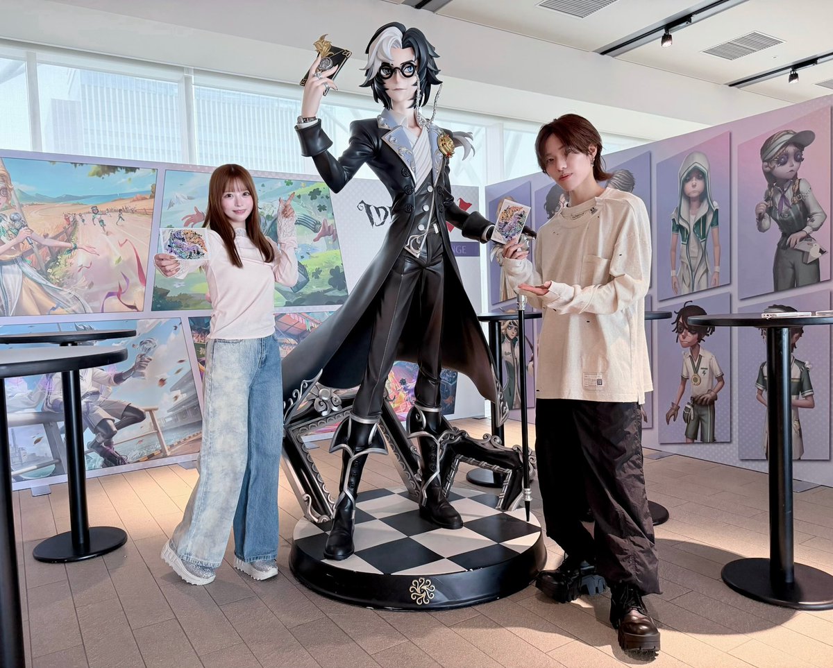 NONNPI's tweet photo. 横浜みなとみらい✖️第五人格コラボ‼️
撮影しに行ってきました🎡✨️

コラボカフェでいっぱい食べて🍗⸒⸒
スタンプラリーでいっぱい歩いたよ🚶‍♀️

#第五人格 #第五人格横浜コラボ https://t.co/YGbubvYnhf
