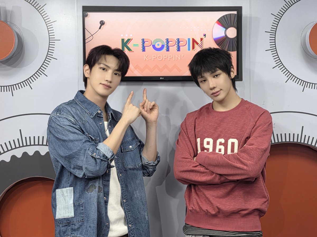 TNX_Official's tweet photo. [#TT]
TNX Today | 260929
📸 Arirang Radio K-POPPIN'
 
#TNX #티엔엑스
#최태훈 #TAEHUN 
#천준혁 #JUNHYEOK
#PNATION #피네이션 https://t.co/7BnL6YEOz3
