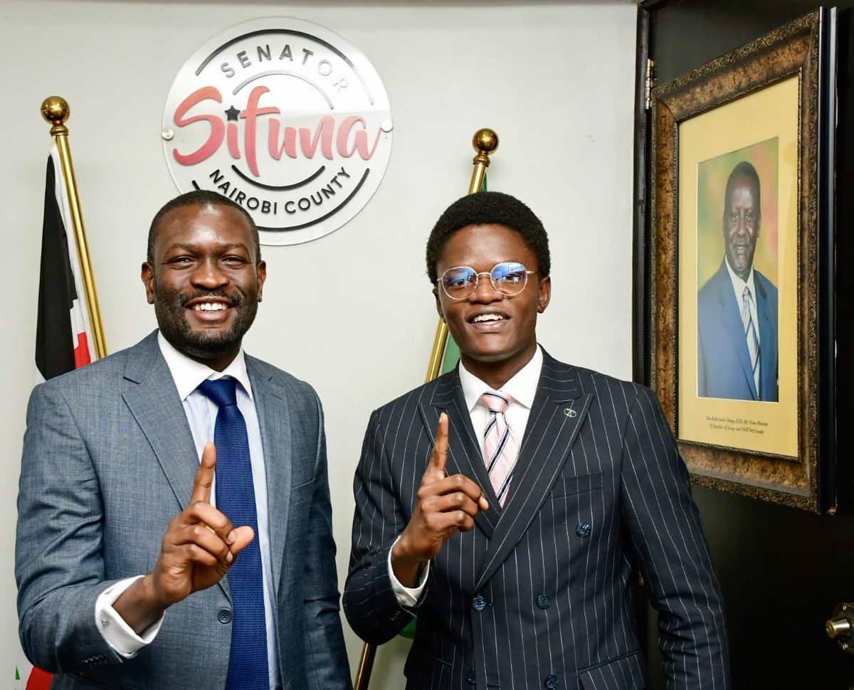 AdrianOluoch's tweet photo. Today I was with His Excellency, amesema tusikue distracted na hizi narratives za gava. Let’s Focus on Unity and Strength of the Opposition. https://t.co/tdaYdwTaIM