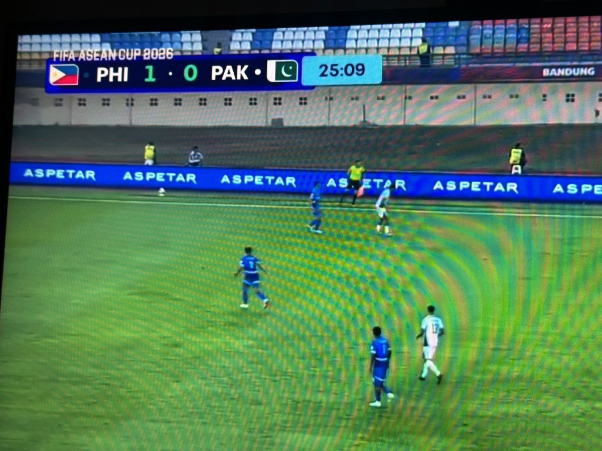 RAEF1ELD's tweet photo. opened the game to my team scoring #healings #pinoypride https://t.co/7GOqOvEkb2
