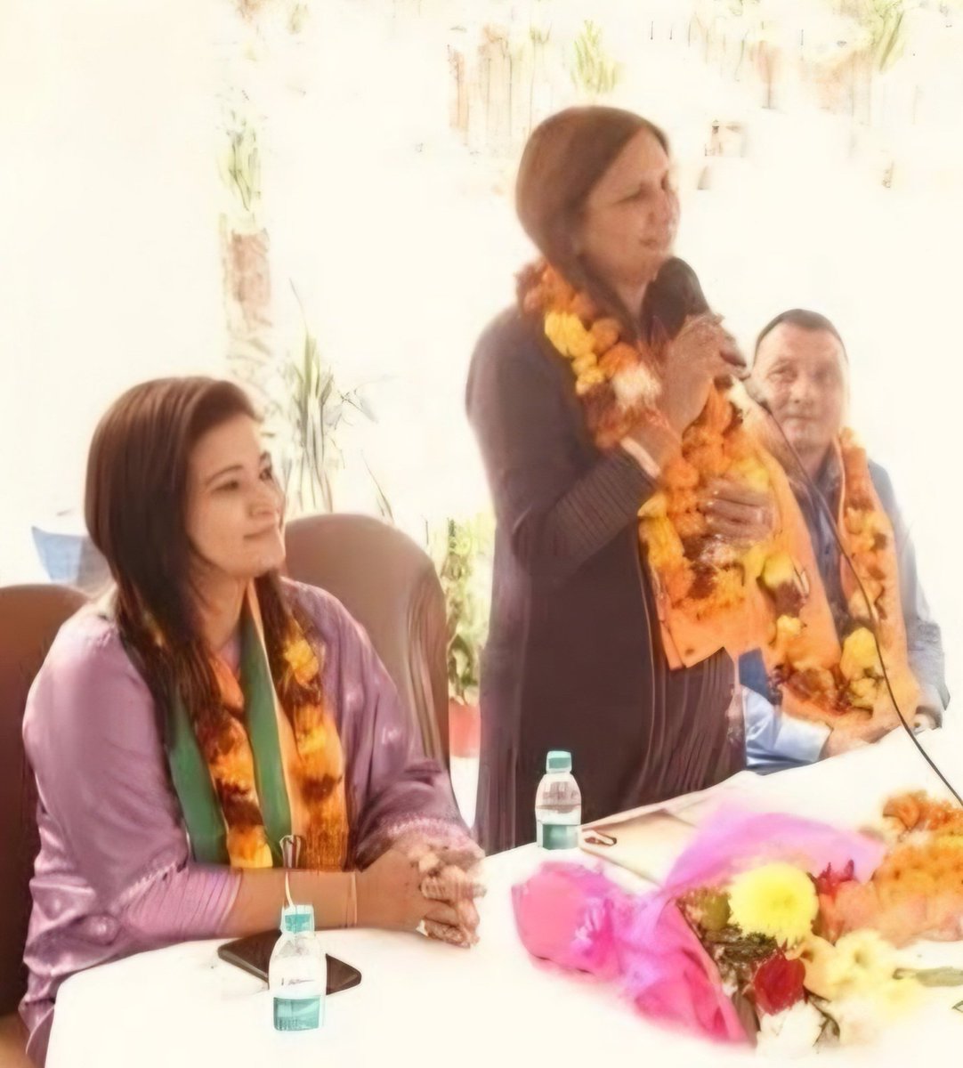 ghritabnarula's tweet photo. Heartfelt birthday wishes and congratulations to the Hon'ble MP from West Delhi, Smt. @kjsehrawat Didi.May Maa Kamakhya bless you with good health and success in all your endeavors.... https://t.co/wZSFgf6PX7
