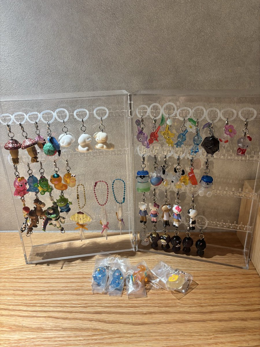 omisopika's tweet photo. 】めじるしアクセサリー めじるしチャーム ガチャガチャ カプセルトイ 交換

譲：画像
求：異種めじるし

郵送〇　手渡しは滋賀になります！
お品物によっては当方複数提示も可能
検索からでも気軽にお声掛けください🌟 https://t.co/KCclGaZTit