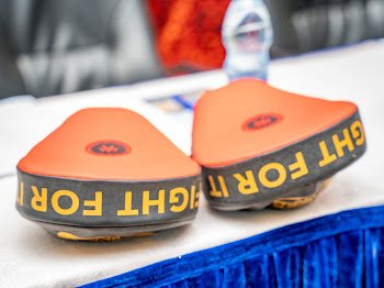 MrInfluencerUg1's tweet photo. Thanks to @UnionTransportA for creating this program to uplift and supporting the boxing Federation of Uganda πΊπ¬
"BATTLE FOR GLORY "
This will Ugandans create opportunities that can help lift communities around Uganda
#BattleForGlory
#UnionBoxingPromotions https://t.co/f7sL2h7hDT