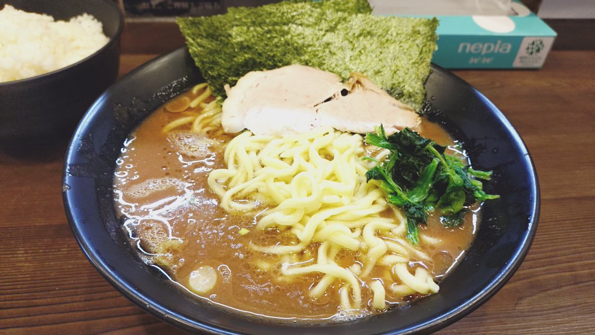 agonashi0124's tweet photo. 東京で食べたラーメン🍜 https://t.co/FavfUQvpU0