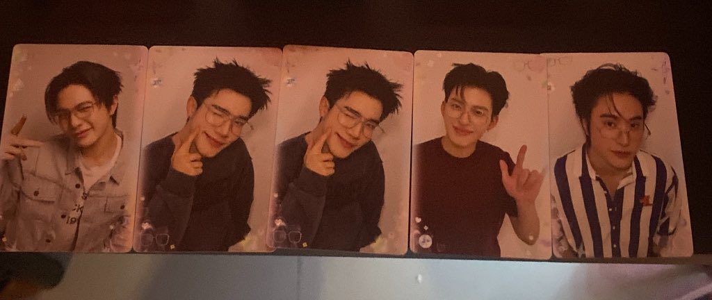 nicha_house's tweet photo. WTS ; 

5 pcs = 550฿ ( include shipping )

The items are currently in Malaysia.
Dm~

#pasarbl #pasarthai #gmmtv #wts #malaysia https://t.co/koI26hKA9o