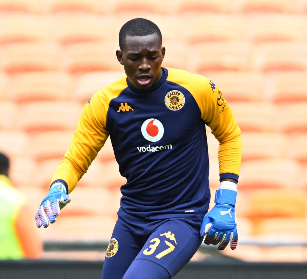 Soccer_Laduma's tweet photo. ➡️Chiefs Goalkeeper🧤: This Thing Is A Blessing🙏🏽

"These games, I would say, help me in terms of player-profile, growing international football wise in terms of getting more experience," the 19-year-old said.

MORE: https://t.co/lgz8dJtwIN https://t.co/YY8tB4a4gH