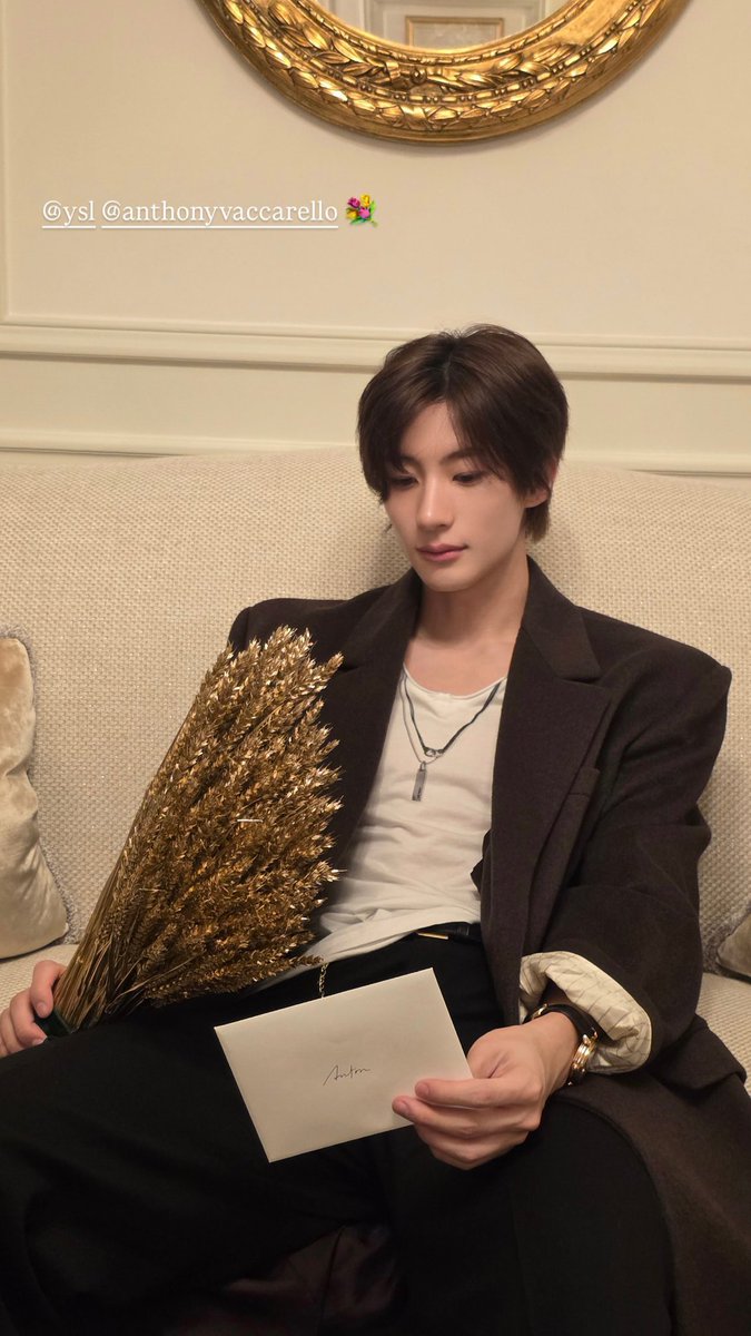 riize_archives's tweet photo. 260929 #ANTON riize_official instagram 

#ANTONxSaintLaurentSS27
#ANTONXSaintLaurent @YSL https://t.co/Ge61t2PXWT