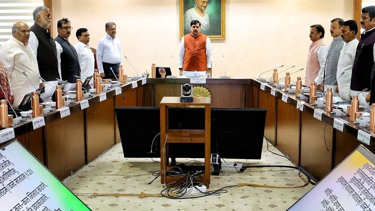 TathyaWani's tweet photo. एमपी मोहन कैबिनेट:लगभग 25,500 करोड़ के विकास कार्यों और योजनाओं को मंजूरी
https://t.co/cVkyLpD7kS
#MP #CABINET #VIKASKARY #MANJOORI https://t.co/1qsD4e9Ctb