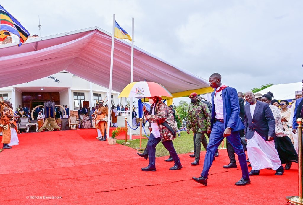 Jude_Mugabi's tweet photo. Marked wrong https://t.co/2hvfQDu6VH