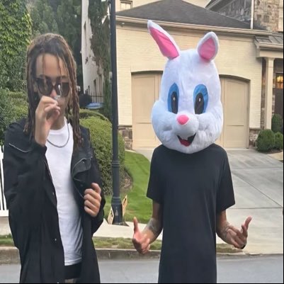 700SLIME88's tweet photo. #NewProfilePic had 2 change it to the che one https://t.co/5A32TsqtHE