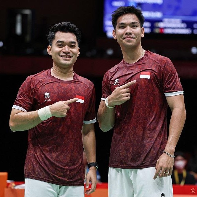 TimnasXtra's tweet photo. 🥇 𝐀𝐍𝐎𝐓𝐇𝐄𝐑 𝐆𝐎𝐋𝐃 𝐅𝐎𝐑 𝐈𝐍𝐃𝐎𝐍𝐄𝐒𝐈𝐀 𝐈𝐍 𝐁𝐀𝐃𝐌𝐈𝐍𝐓𝐎𝐍!

Leo/Daniel defeat China to claim men’s doubles gold at the 2026 Asian Games.

Congrats, boys! 🇮🇩 https://t.co/mnYctzMcRB