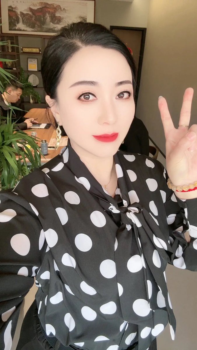 rdm13143's tweet photo. 坚持一天就放假了🏖️ https://t.co/1U8PPuEAwT
