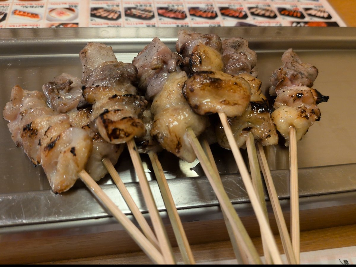 tako2539's tweet photo. 焼き鳥チェーン店は秋吉が最強。 https://t.co/E5JYtlIXdn