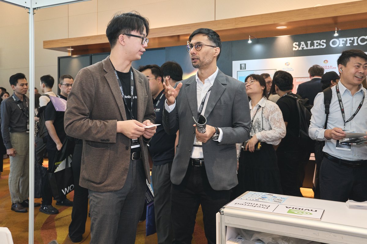 visionbayai's tweet photo. Tech Week Singapore 2026 — Day 1 Wrapped! 👏

Great connecting with enterprise customers and industry partners today! We showcased GPU Compute, Token Platform &amp; AI Factory.

Missed us today? Tomorrow is the final day!

📍 Booth #5-N41
📅 Sep 30 | Final Day https://t.co/1c1bbIcixQ