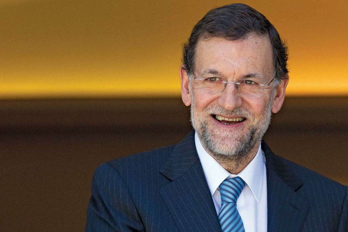 elazotedelnom's tweet photo. Yo no olvido que este pedazo de comemierda eliminó en 2013 la desgravación por comprar tu primera vivienda habitual, y después llegó el puto perro saunas y no revirtió dicha medida. https://t.co/rb19xCE5im