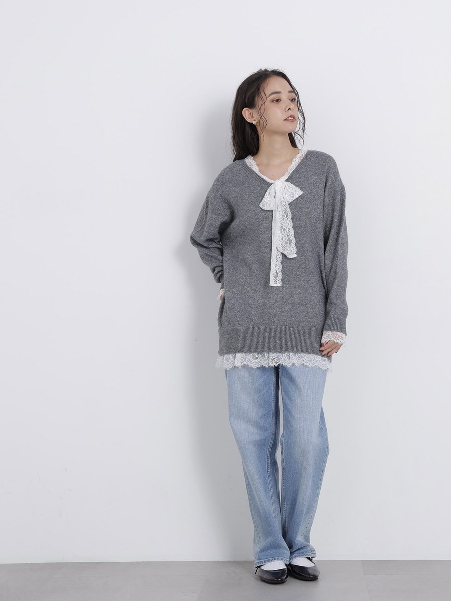 NNaturalBeautyB's tweet photo. 2026 Autumn

襟元のレースリボンがフェミニンなアクセントになるミドル丈ニット。
袖口と裾からのぞくレースが華やかさをプラスします。

▪レースリボン付ミドル丈ニット
¥9,999tax in
color:ブラックベース/グレーベース
size:FR
No.0176278002

check!!⇒https://t.co/OYIeppcvXz https://t.co/yGtKjFHfI7