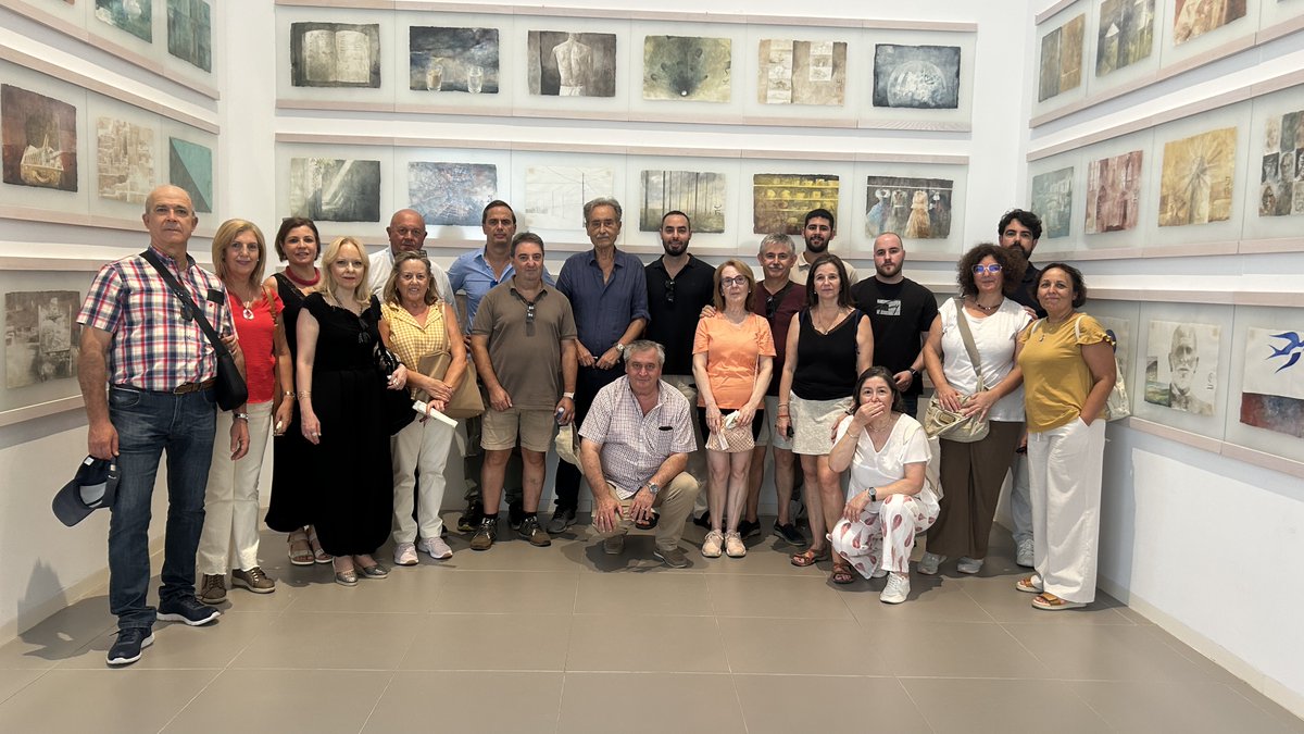 unit_seguros's tweet photo. Hace unos días celebramos nuestra Jornada de Convivencia en Blanca: rafting desde Cieza, ruta cultural y visita a la Fundación Pedro Cano con el propio artista 🎨

Gracias a @AXASegurosEs  y @ZurichSeguros  por hacerlo posible 🧡 https://t.co/A6yikhLLsq