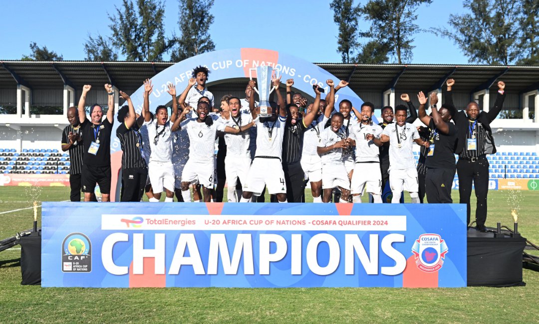 paul0mendess's tweet photo. #SouthAfrica have done it again. 🏆🇿🇦

They retained the COSAFA U-20 title after beating #Mozambique 2–1 in #Sunday’s final.

For #Angola, the tournament ended earlier — but the regional youth competition keeps showing where Southern African #football is heading. ⚽🌍 https://t.co/I61MmvAuyL