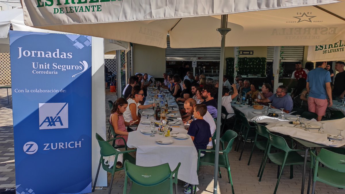 unit_seguros's tweet photo. Hace unos días celebramos nuestra Jornada de Convivencia en Blanca: rafting desde Cieza, ruta cultural y visita a la Fundación Pedro Cano con el propio artista 🎨

Gracias a @AXASegurosEs  y @ZurichSeguros  por hacerlo posible 🧡 https://t.co/A6yikhLLsq