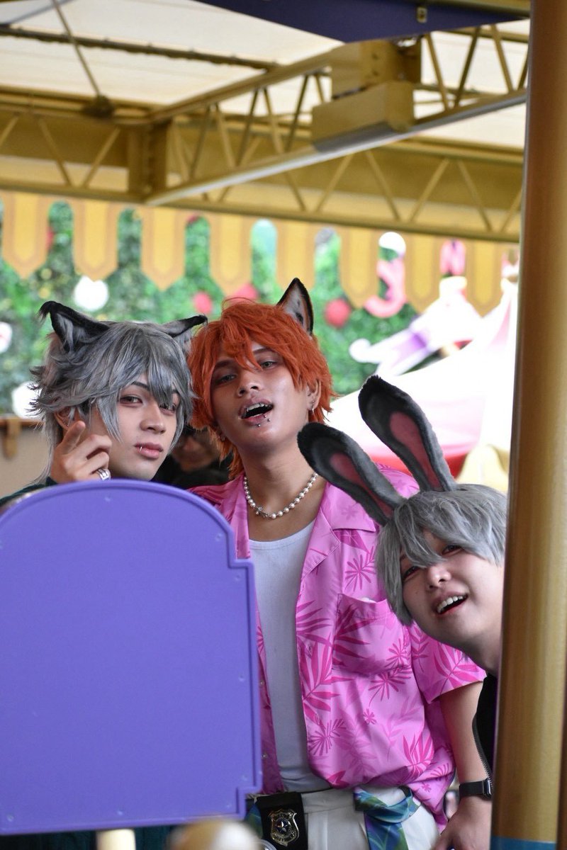 nick_mild_'s tweet photo. 今日はズートピア2の私服ニック達で行きましたよ✨️🏰

#ズートピア2
#dハロ仮装
#dハロ仮装2026 https://t.co/zsUMGSNohk