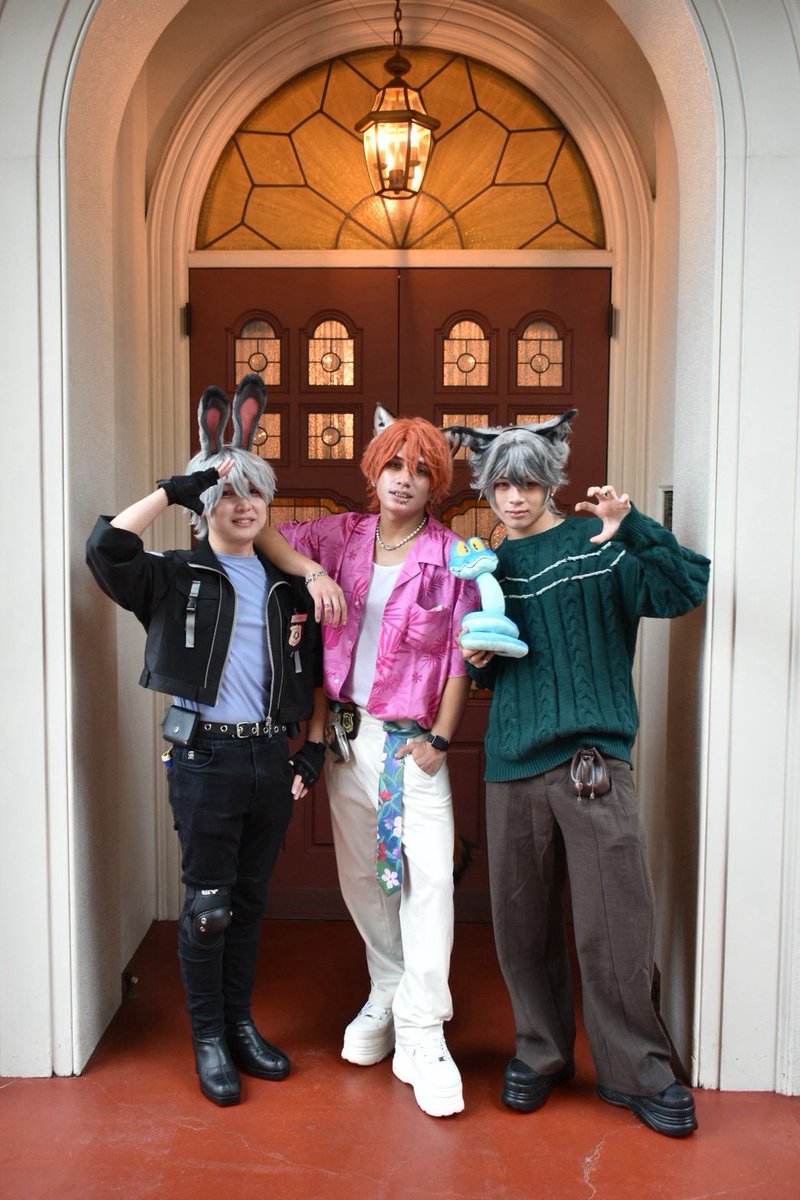 nick_mild_'s tweet photo. 今日はズートピア2の私服ニック達で行きましたよ✨️🏰

#ズートピア2
#dハロ仮装
#dハロ仮装2026 https://t.co/zsUMGSNohk