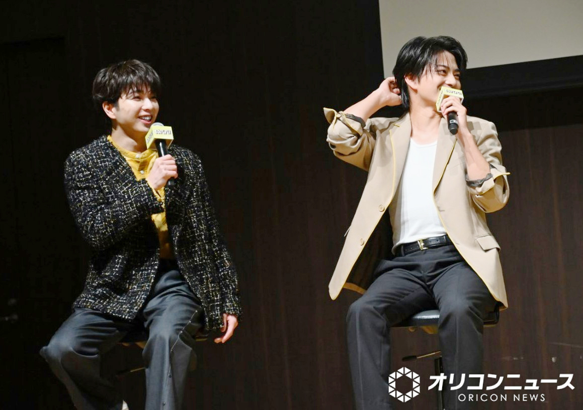 oricon's tweet photo. 塩﨑太智「もう❗️」
M!LKメンバーに不満明かす
⠀
「ご飯を決めるのに30分くらいかかる」
「僕は何でもいいからすぐ食べたい」😠
https://t.co/oRmL4PrEEt
⠀
ドラマ『もうパパ！』制作発表会見
原菜乃華、岩瀬洋志、円井わん、堤真一
⠀
#もうパパ https://t.co/ubhJkVS9vx