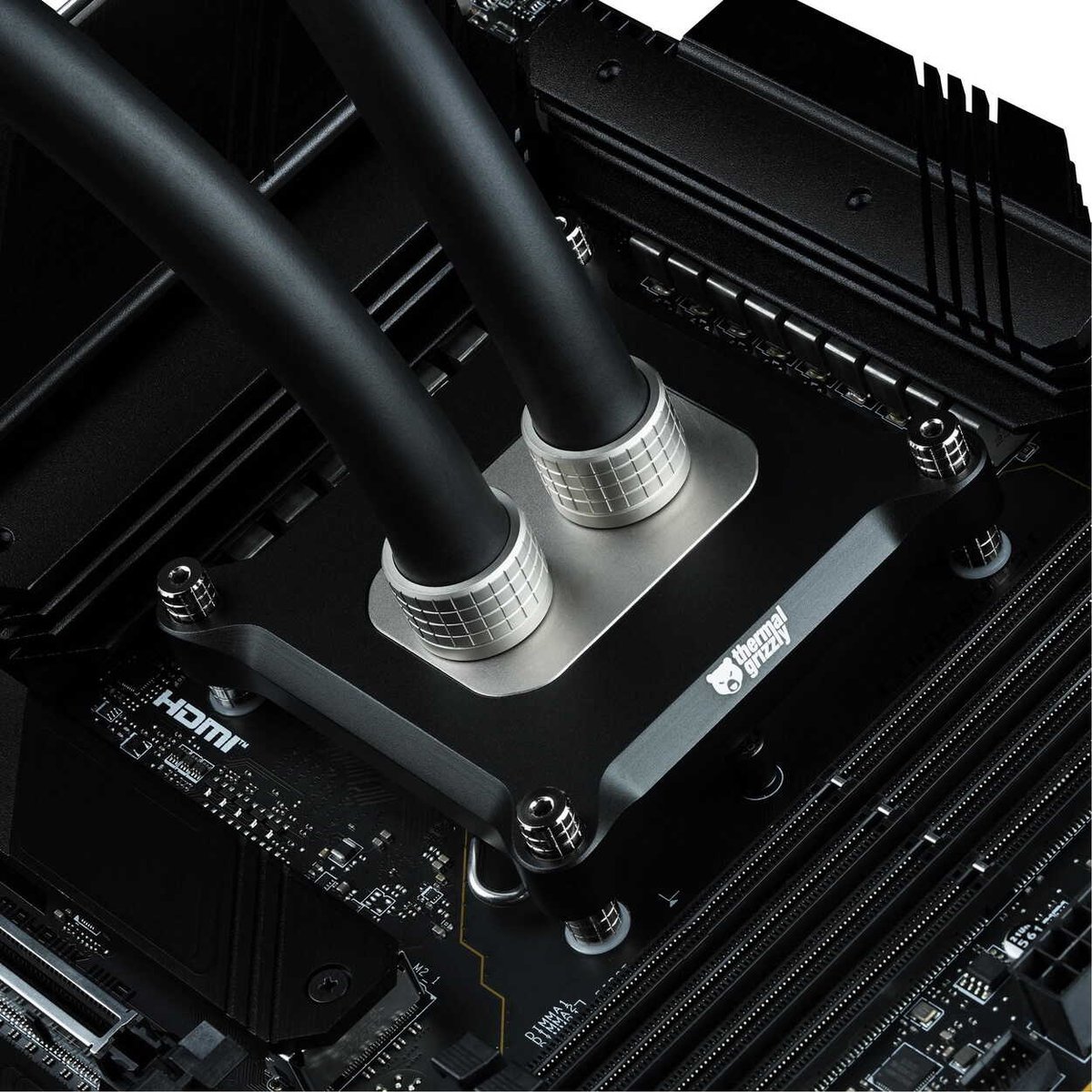 HighFlow_nl's tweet photo. New Thermal Grizzly Mycro Pro CPU blocks will Stainless Steel finish! ๐คฉ
Get it here ๐ https://t.co/ad8Y7jIRLk
#pcgaming101 #pcmasterrace #pcsetups #battlestations #pcwatercooling #pcrig #extremepc #pcbuilding #liquidcooling #cleansetup #pcmr #thermalgrizzly #mycropro https://t.co/rzA0Ki7XFV