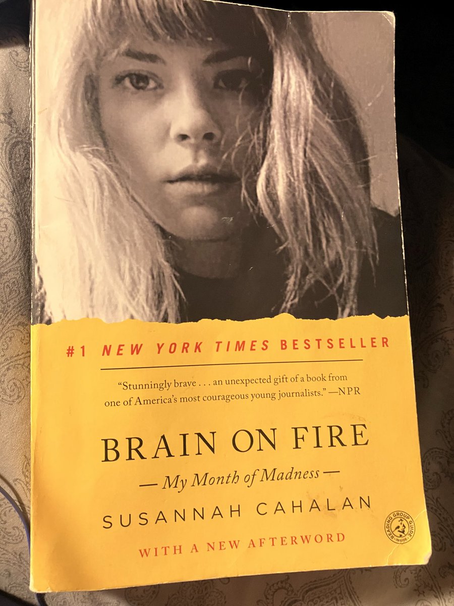 MichelleBovee's tweet photo. read ‘The House of my Mother’ by Shari Franke #truecrime 

reading ‘Brain on Fire’ by Susannah Cahalan https://t.co/Ju2EfcrFTU