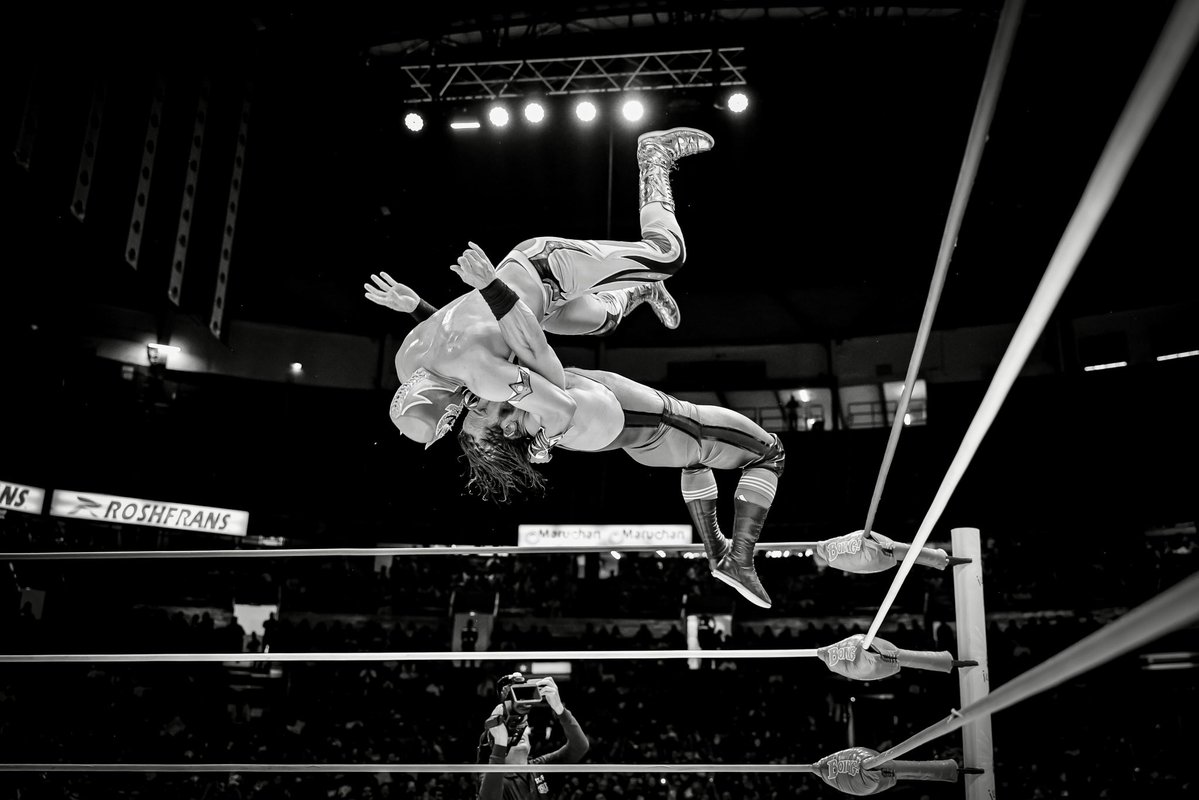 CMLL_OFICIAL's tweet photo. PAC en la Arena México. 🕊️

Una galería para recordar su última presentación en La Catedral de la Lucha Libre.

📸 https://t.co/e252W3rA0g

▶️ Revive PAC vs. Máscara Dorada, lucha completa disponible gratis en nuestro canal de YouTube.
https://t.co/ezWkqk2Xzq https://t.co/8sOlcoqmc7