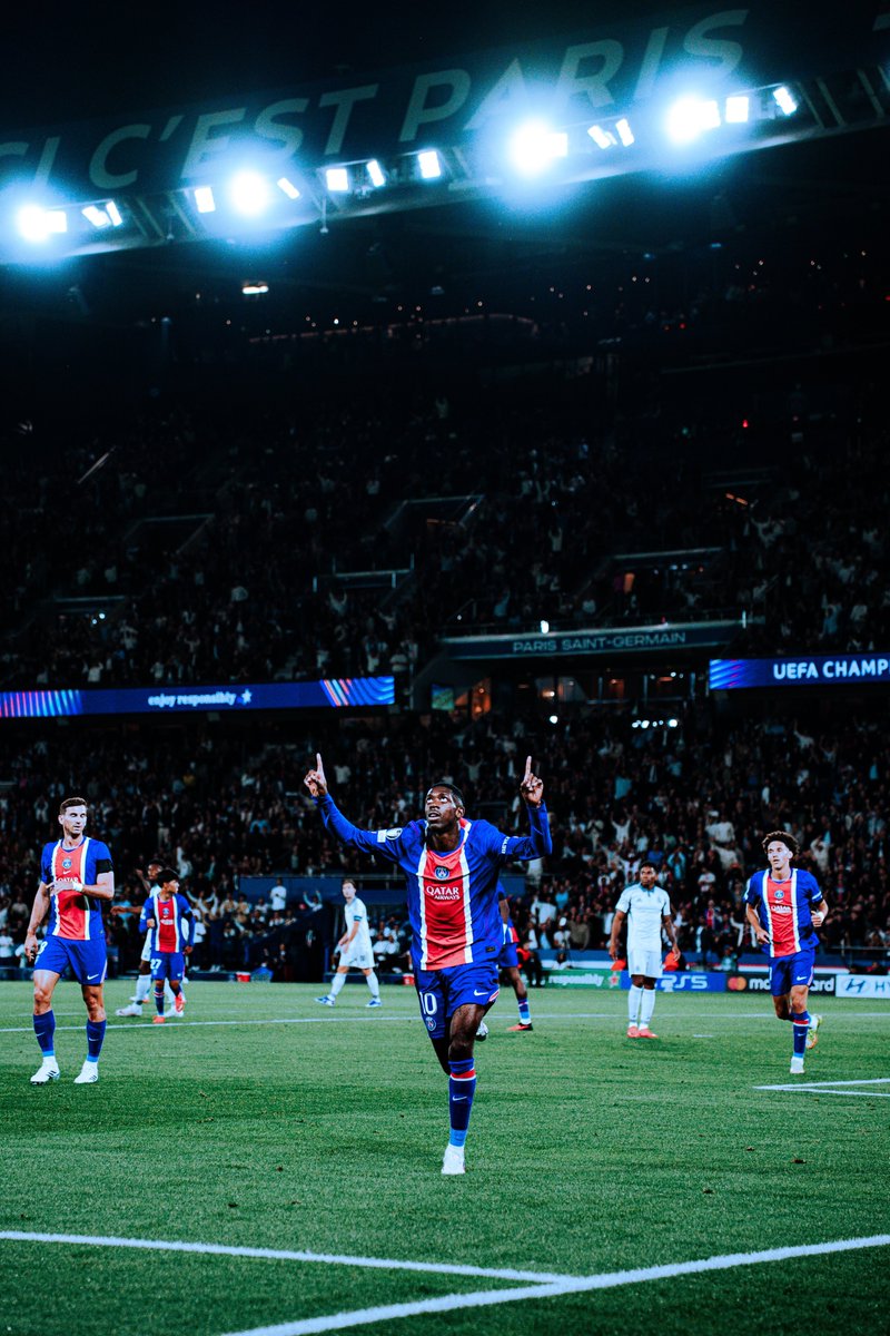ActuDembele_10's tweet photo. J-27 ! ๐
#BacktobackBO https://t.co/7dlpkvxnqP