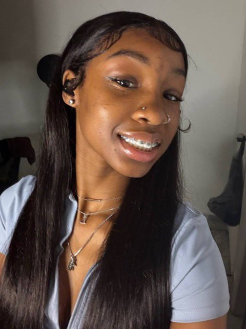 4PFmegalot6co's tweet photo. I love my face . #philly #phillylink #phillyfreaks https://t.co/0blOSyOXsi