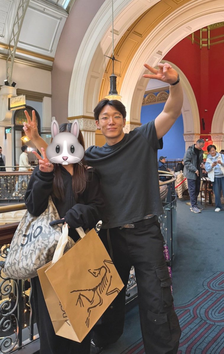 trulybobbys's tweet photo. 🐰tinggi gw 175,8
🐰ada yg lebih tinggi dari gw ga?
💬gw 175
🐰ternyata lebih tinggi gw ^^
🐰wkwk klo kalian semua ngmng jujur soal tinggi berarti gw plg tinggi
💬seneng bgt gitu ya abs ngalahin cewe2 kecil
🐰yg penting gw menang

yaudah si gamau kalah amat😭😭😭 https://t.co/BOZ7iKFcZr