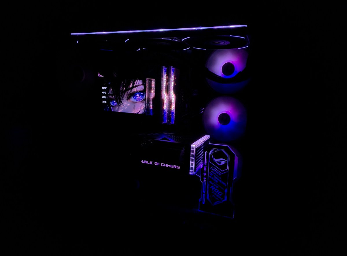 IncomPablo29L's tweet photo. My pc :v https://t.co/XjPwO6lpPu