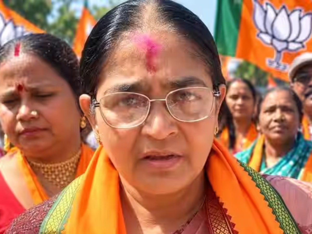 LiveLawIndia's tweet photo. #BREAKING Calcutta High Court has DISMISSED a plea by WB Congress challenging alleged age-discrepancies in the election affidavit of BJP #Nandigram candidate Hasirani Rath.

Congress flagged that her age was mentioned as 61, whereas it was declared that she passed class 10 in 1965.

#CalcuttaHighCourt @INCIndia