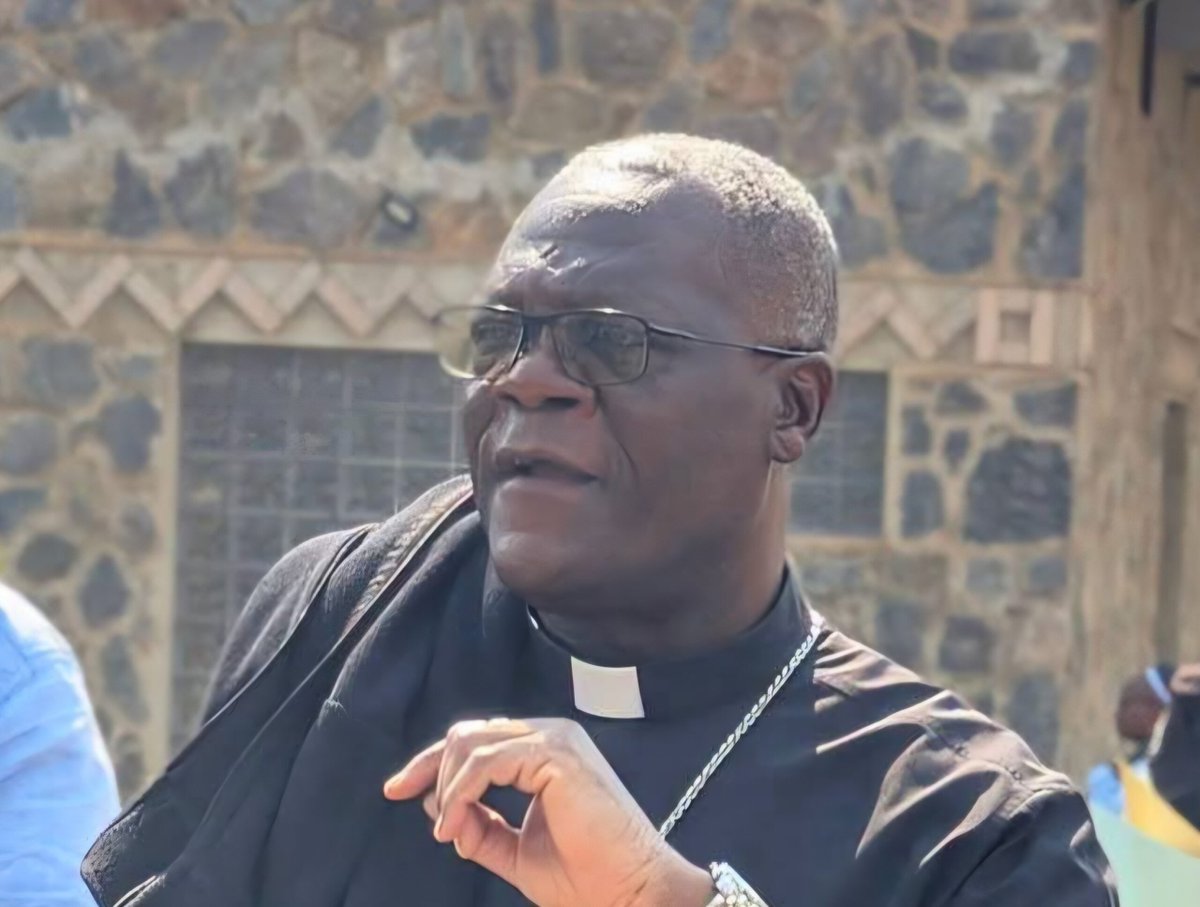 Mwebantu's tweet photo. Archbishop Alick Banda spends night at Chimbokaila despite K80,000 bail - https://t.co/Zz3WzXVxeh https://t.co/u0H5JKT5uQ