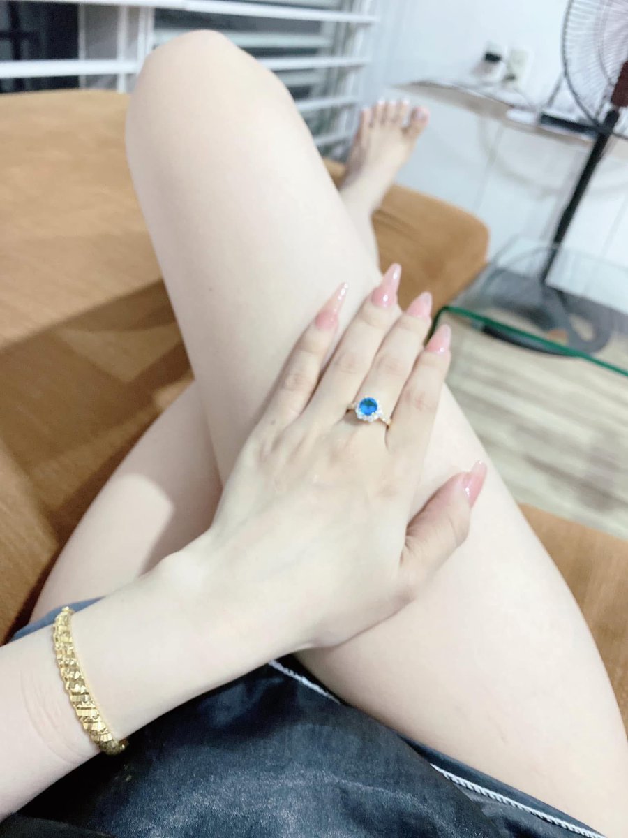 phchibi01's tweet photo. Lâu quá khum onl …. Inb zal chơii ☺️☺️ https://t.co/YlswRu4lkn