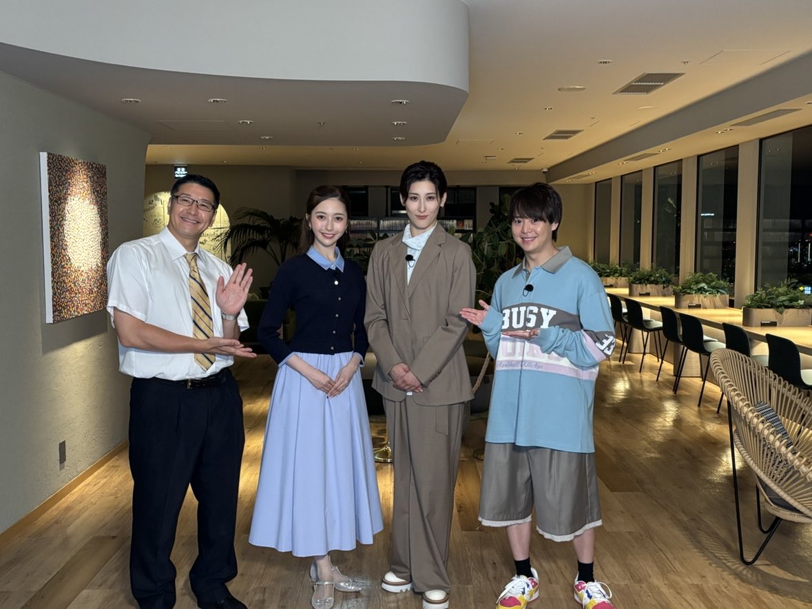 hirunandes_4ntv's tweet photo. 来週の火曜ヒルナンデス！は
#長田庄平 &amp; #有岡大貴 ＆宝塚歌劇団宙組 #水美舞斗 ＆ 宝塚歌劇団宙組 #山吹ひばり が
駅の乗降客数ランキング世界１位の新宿エリアでランキング１位ツアー🥇

#ヒルナンデス
#チョコレートプラネット
#HeySayJUMP 
＃宝塚歌劇 https://t.co/TCug0331JP