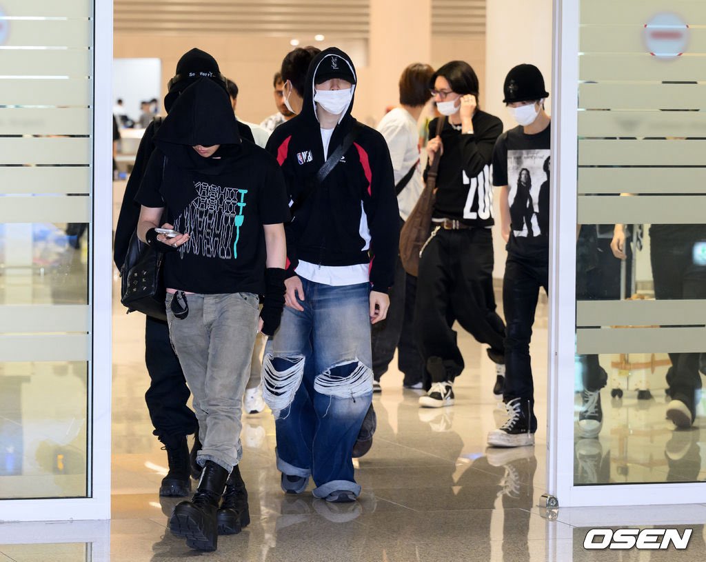 HYUNH4YI's tweet photo. 260927 choi hyunsuk press photos 📸 #최현석 https://t.co/uNzlpjeZBi