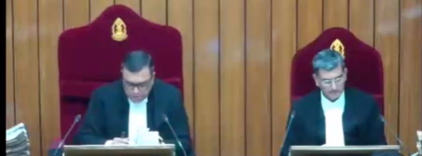 LawBeatInd's tweet photo. 🚨#JustIn Supreme Court | Justice Dipankar Datta dedicates judgment in Mulla Afroz v. Union of India to late law clerk Ripik Deswal

Justice Dipankar Datta, while pronouncing the judgment, begins with an unusual and deeply personal note.

“In Memoriam” - the heading of the opening passage, remembers law clerk-cum-research associate Ripik Deswal, who passed away just four days before his 27th birthday.

Justice Datta: Human life is fragile, yet in the ordinary course of living, we seldom pause to recognise just how fleeting it is.

The Bench records that the judgment “bears the quiet and indelible imprint” of Ripik’s final work and acknowledges his invaluable research assistance in preparing the judgment.