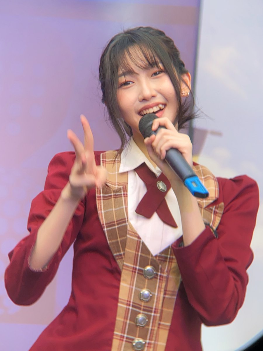 trikpik's tweet photo. .@M_OlineJKT48 https://t.co/yN5XClOLk7
