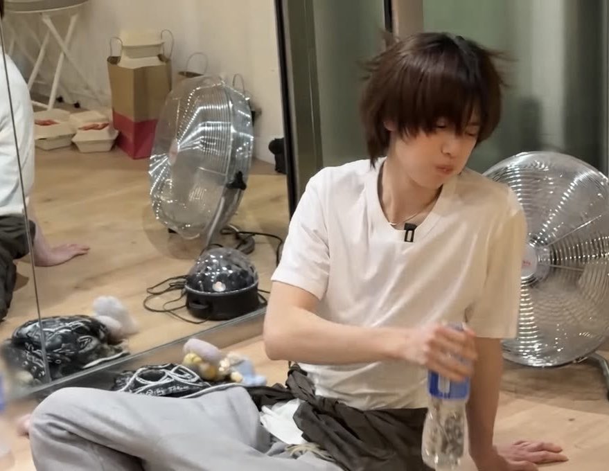 hyeoncunt's tweet photo. 🐢 solo #cortisnsfw 

jvh0on got very tired mid-practice so he went to the bathroom to get some dopamine by jerking 0ff while thinking abt his lovely members and how cute they looked all exhausted and sweaty bcs of their hard work ( ꈍ◡ꈍ)♡  https://t.co/l9AZaqPf88 https://t.co/Otwrb3mbQj