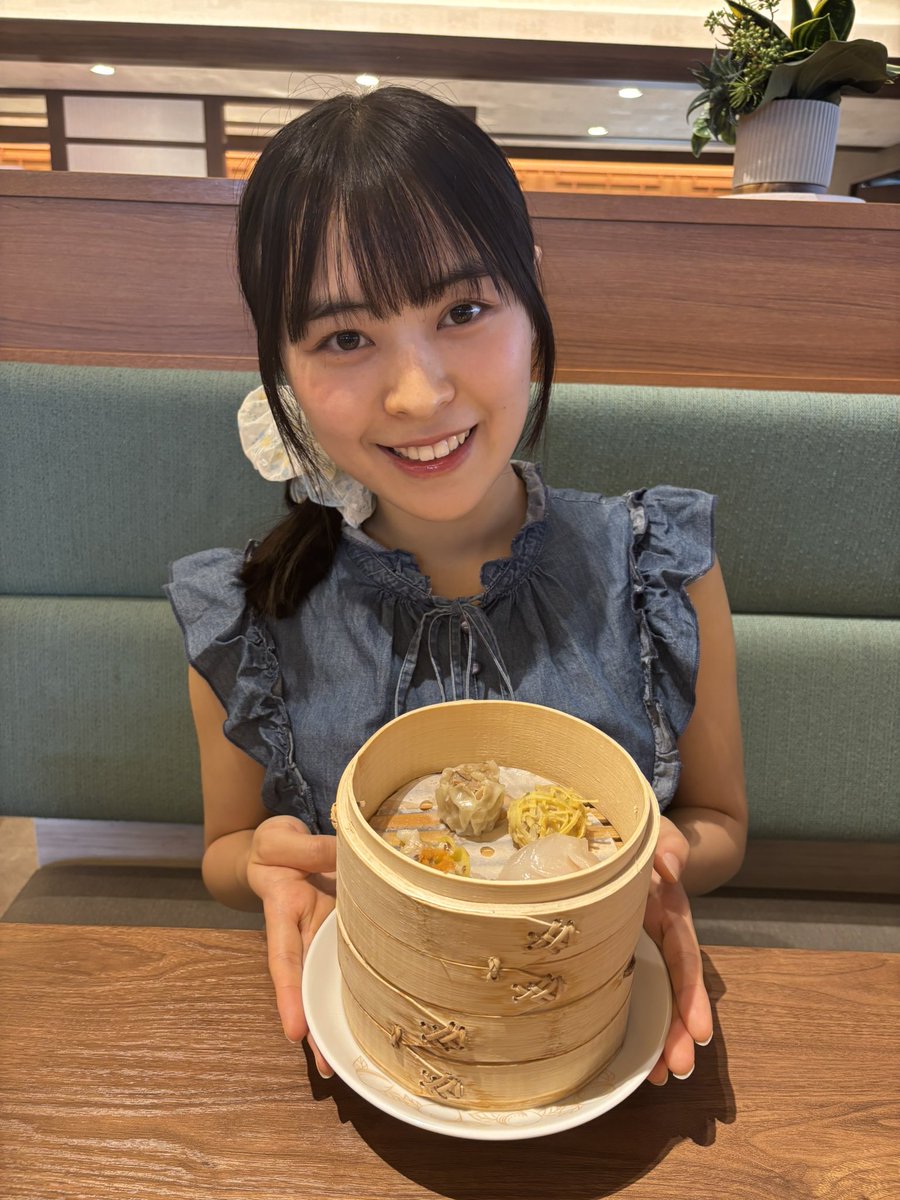 hashimoto_noel's tweet photo. おは！、、お昼！、すぎ？

もうすぐビジュアル撮影なので衣装、ヘアメイクも考え中〜🤔

みんなが欲しくなっちゃうブロマイドにできるようにがんばるのでお楽しみに！！

#舞台 #舞台俳優 https://t.co/7e2buNgFdg