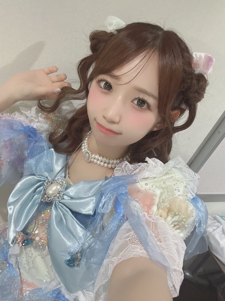 yui_ss0109's tweet photo. こんにちゆいゆい〜!!
今日のラッキーナンバーは33!

今日の夜は #すいらぶ !!
BBQしちゃうよ🍖🐟うれぴい!!!
19:00〜見てねー!

そしてさっきまで、すごく楽しいお仕事白石としてたー😊❤️このあともツアーに向けての事だったり色々頑張ってくるね〜!!

今日もいい日になぁれ🪄︎︎✨ https://t.co/QrylMQaN5v