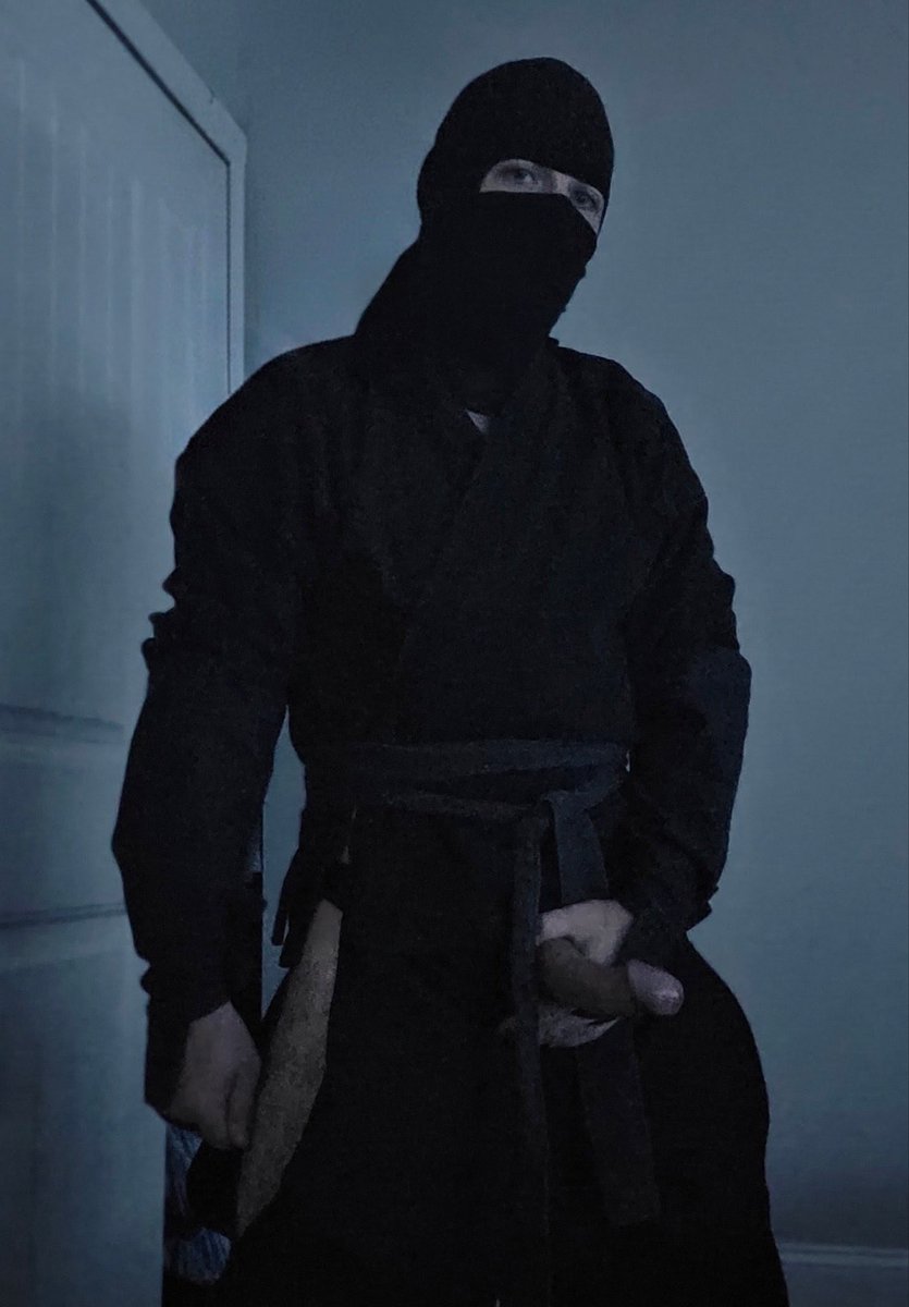 Ninjainbondage's tweet photo. This shinobi has something for you to wrap your lips around 🥷🏻🍆😈 https://t.co/R0DI7orBdE