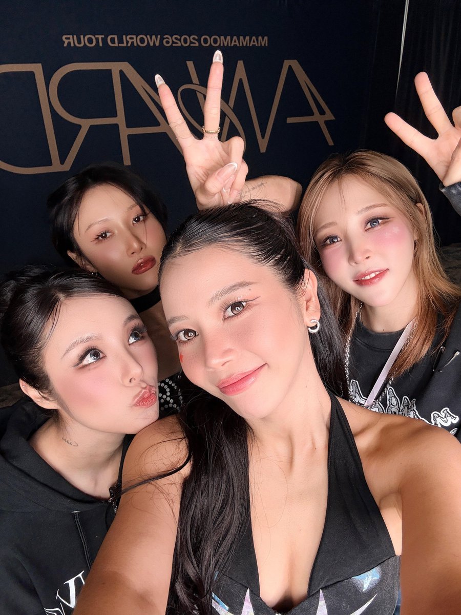 moodarada2's tweet photo. 마마무!!!!!!!!!!!!!!!!!!!

보고싶어!!!!!!!!!!!!!!!!!!!!!!!!!!
😭😭😭😭😭😭😭💗💗💗💗💗💗💗💗💗💗

사랑해ㅐㅐㅐㅐ!!!!!!!!!!!!!!!!!!!! https://t.co/eWoFiXS8ca