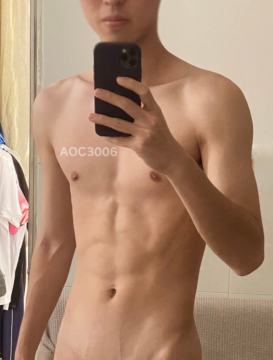 AOC3006's tweet photo. 真的超爱薄肌，有人懂吗 #薄肌 #体育生 #男大 https://t.co/QxEcFLIIRd