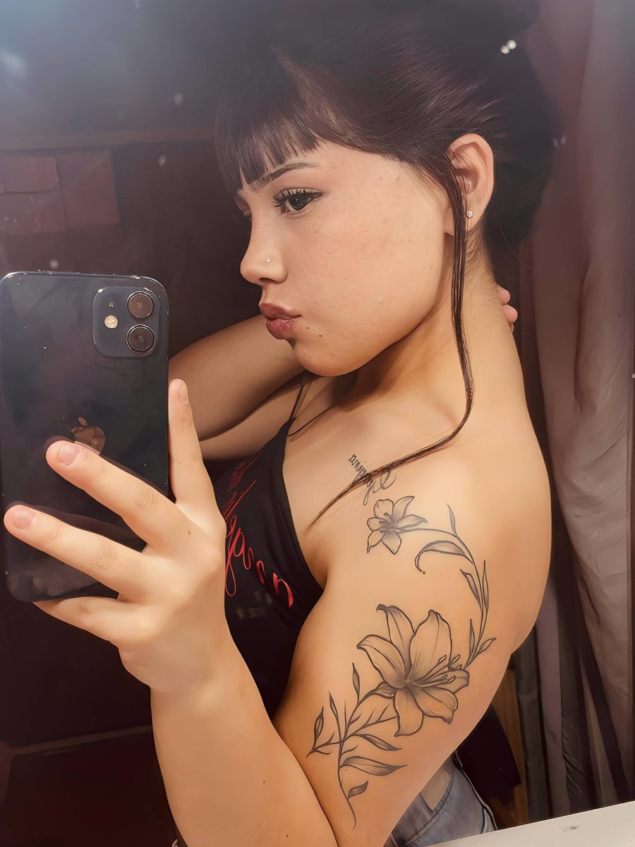 chiaramoretti__'s tweet photo. 💋 https://t.co/6IUBb5eHjf