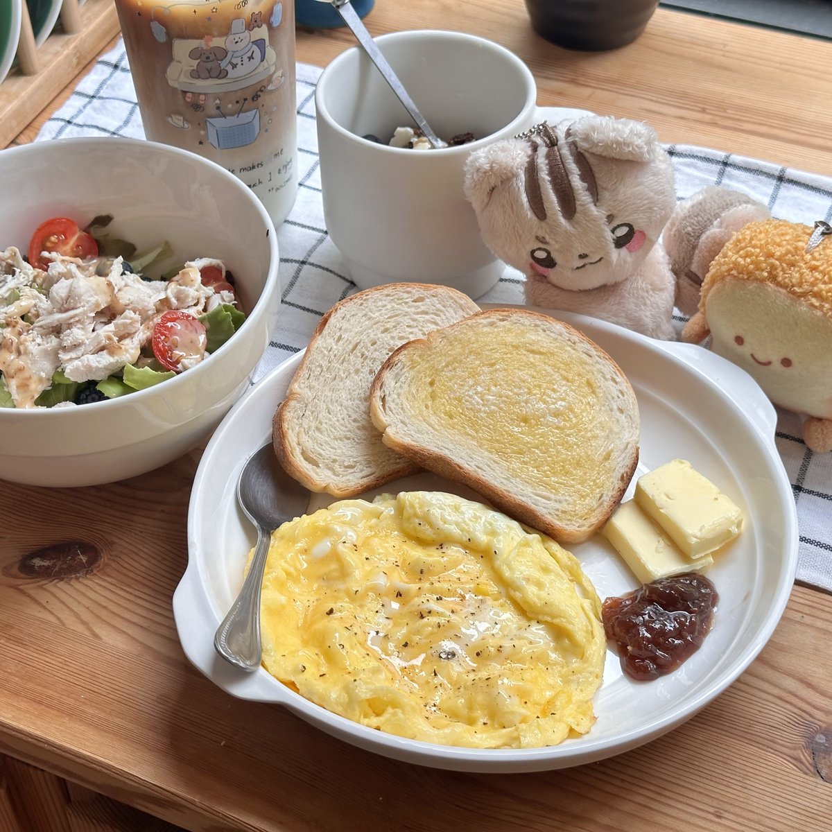 brew_onthepaper's tweet photo. 🍞🧈 ⊹˚🎐‧₊˚ 🤍 https://t.co/rWlRUNreSQ